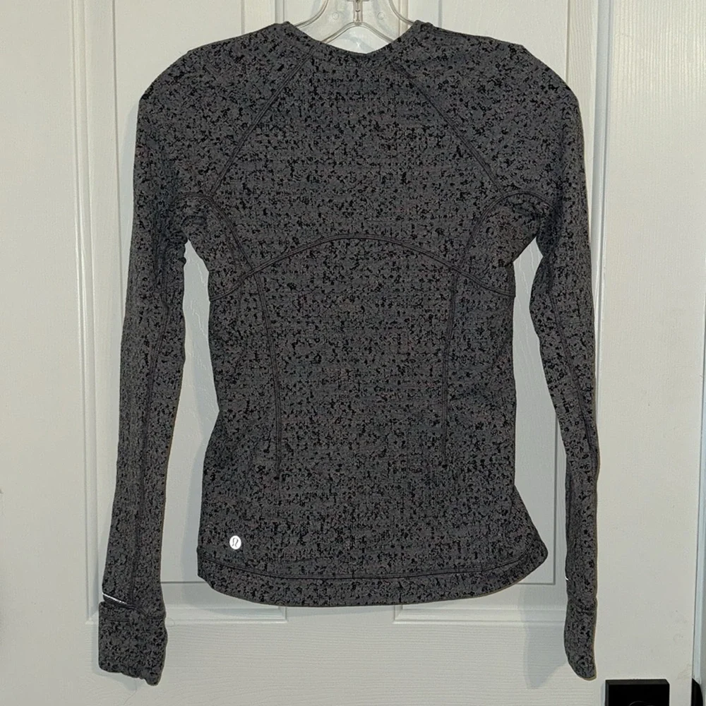 Lululemon pullover - Picture 5 of 5